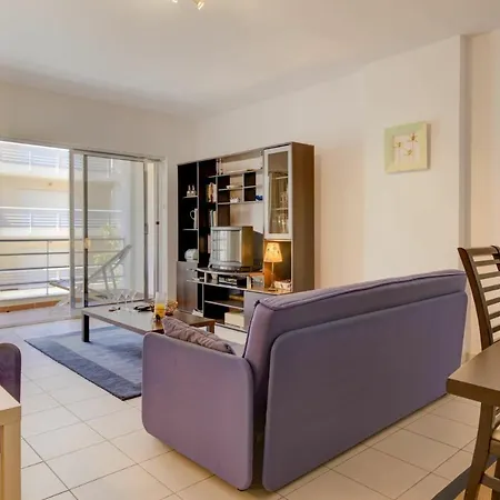 Sleeps 4 With Wifi Apartmán